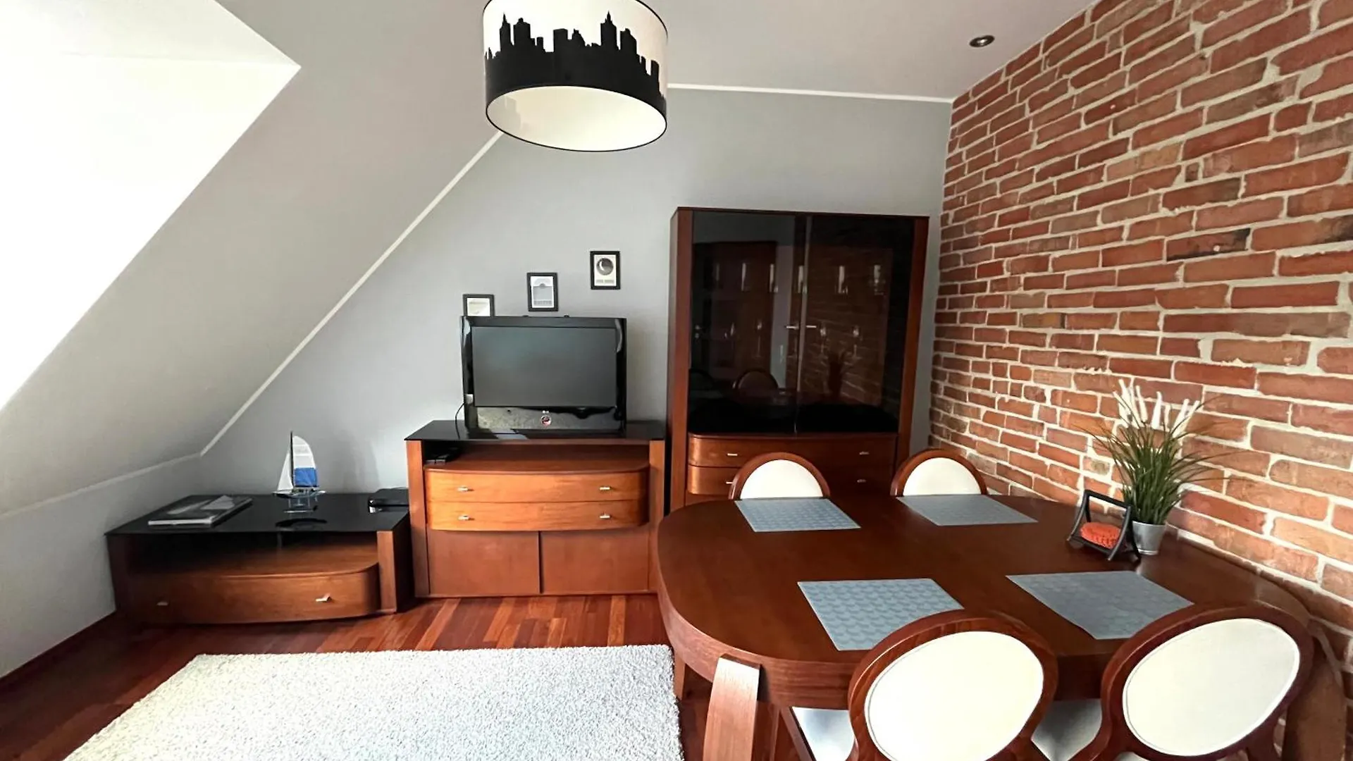 Apartment Agapella Apartamenty - Apartament Sopot Attic 550 M From The Beach